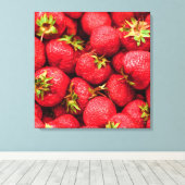 Aardbeien Red Delicious aardbei Canvas Afdruk (Insitu (Houten vloer))