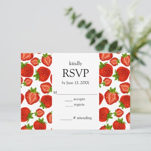 Aardbeien Rood- en witte botanische RSVP-kaart RSVP Kaartje (Staand voorkant)
