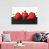 Aardbeien Wit Over Zwart 24x16 (60x40cm)waca Canvas Afdruk (Insitu (Woonkamer))
