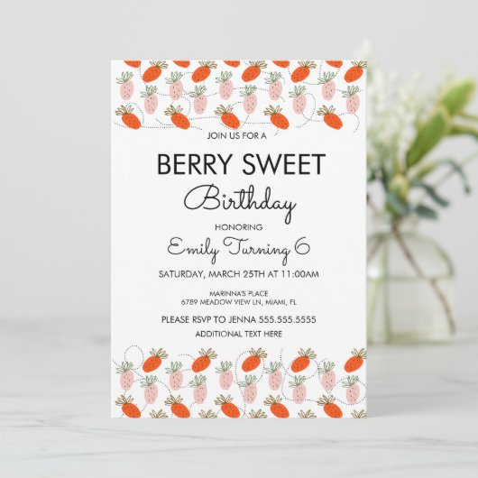 Aardbeien Witte Roze Stoodle Birthday Party Kaart (Staand voorkant)