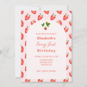 Aardbeienbes Eerste Verjaardag Foto uitnodiging (Voorkant)