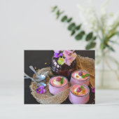 Aardbeienbessen dessert snoepjes na het oversteken briefkaart (Staand voorkant)