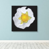 Aardbeienbloesem uitgerekt doek canvas afdruk (Insitu (Houten vloer))