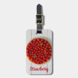 Aardbeiencake met munt op wit hout bagagelabel