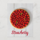 Aardbeiencake met munt op wit hout feestdagenkaart (Voorkant)