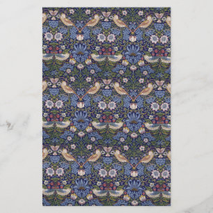 Aardbeiendief in blauw briefpapier