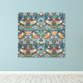 Aardbeiendief William Morris Art Canvas Afdruk (Insitu (Houten vloer))