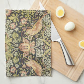 Aardbeiendieven van William Morris, kunst Theedoek (Quarter Fold)