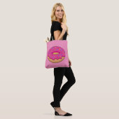 Aardbeiendonut met strooiende Cartoon Tote Bag (Op model)