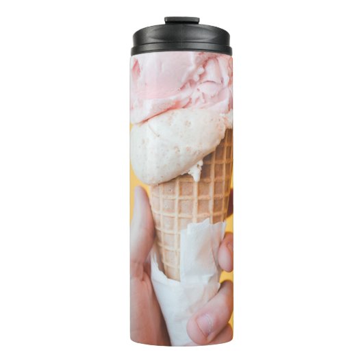 Aardbeienijs op kuit thermosbeker (Voorkant)