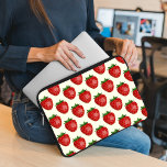 Aardbeienpatroon, rode aardbeien, fruit, blad laptop sleeve<br><div class="desc">Schattige,  leuk en schattig patroon met rode aardbeien en groene bladeren. Modern en trendy cadeau,  perfect voor de fruitliefhebber in je leven.</div>