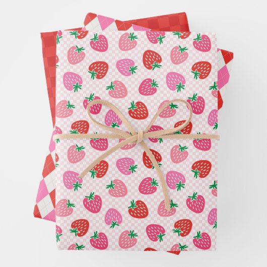 Aardbeienruit en argyle Kerst roze rood Inpakpapier Vel (In situ)