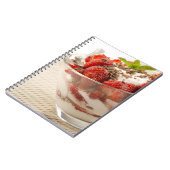 Aardbeiensap met vers yoghurt notitieboek (Linkerzijde)