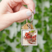 Aardbeiensap met vers yoghurt sleutelhanger (Hand)
