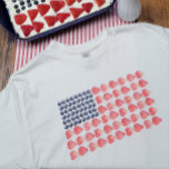 Aardbeienvlag Shirt 2<br><div class="desc">Patriottisch dessert geïnspireerd shirt met Amerikaanse vlag gemaakt van aardbeien en bosbessen.</div>