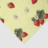 Aardbeienweefselpapier met bloesems op geel tissuepapier (Detail)