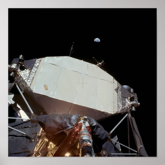 Aarde boven Apollo 11 Lunar Module "Eagle" Poster (Voorkant)