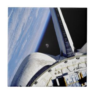 Aarde en Maan vanuit Space Shuttle Discovery Tegeltje