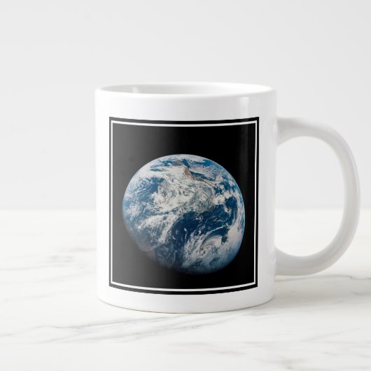 Aarde genomen van de Aollo 8 ruimtesonde. Grote Koffiekop (Rechts)