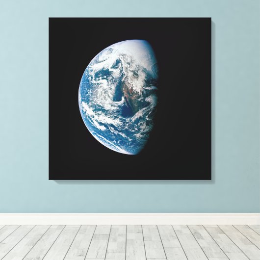 Aarde genomen van de Apollo 13 ruimtesonde. Canvas Afdruk (Insitu (Houten vloer))
