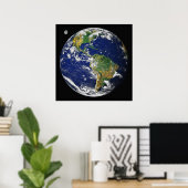 Aarde, gezien vanuit de ruimte, sinds april 2000 poster (Thuiskantoor)