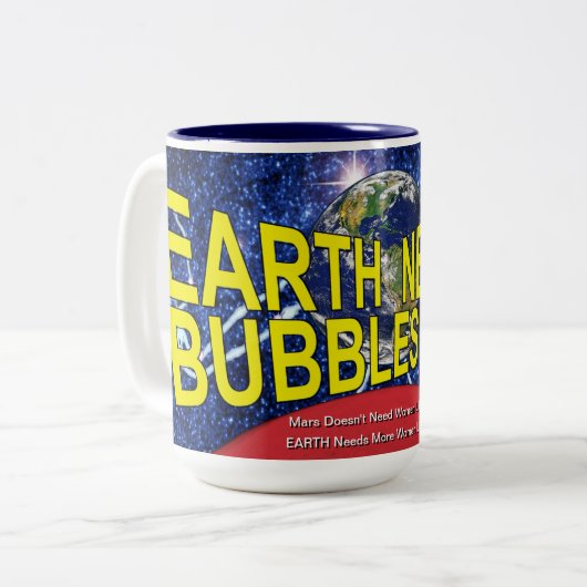 Aarde heeft bijbelse koffie Mok nodig (Voorkant links)