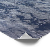 Aarde-horizon tegen de duisternis van de ruimte poster (Hoek)