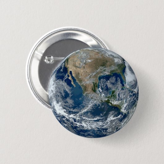 Aarde in de buitenruimte met wolken ronde button 5,7 cm (Voorkant /achterkant)