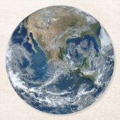 Aarde in de buitenruimte met wolken ronde kartonnen onderzetter (Voorkant)