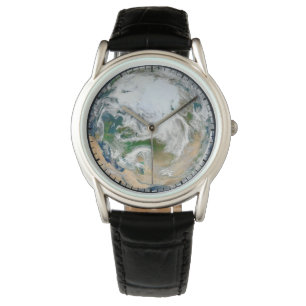 Aarde met het Noordpoolgebied, Europa en Azië. Horloge