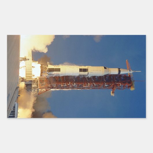Aarde schudt als Saturnus V naar maan blaast Rechthoekige Sticker (Voorkant)