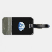 Aarde van maan in zwarte ruimte: aardopgang bagagelabel (Achterkant horizontaal)