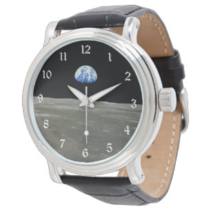 Aarde van maan in zwarte ruimte: aardopgang horloge