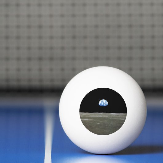 Aarde van maan in zwarte ruimte: aardopgang pingpongbal (Net)