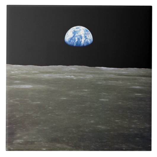 Aarde van maan in zwarte ruimte: aardopgang tegeltje (Voorkant)