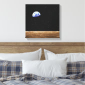 Aarde vanaf het maanoppervlak canvas afdruk (Insitu (Slaapkamer))