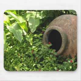 Aardewerk in de tuin muismat