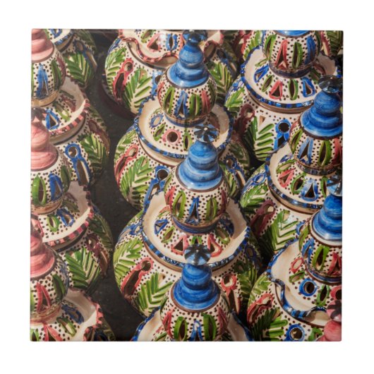 Aardewerk te koop op de markt tegeltje (Voorkant)