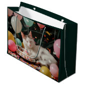 Aardig Kattenverjaardagsfeest Ontwerp Groot Cadeauzakje (Voorkant Gekanteld)