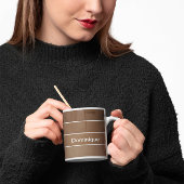 Aardse gewaagde strepen Mok met witte rand