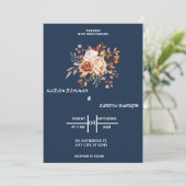 Aardse Oranje Rozen Floral Navy Blue Wedding Kaart (Staand voorkant)