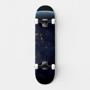 Aardse stad licht 's nachts op Azië en Australië Persoonlijk Skateboard