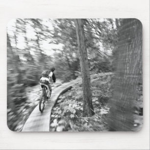 Aaron Rodgers mountainbiken op de Stairway to Muismat