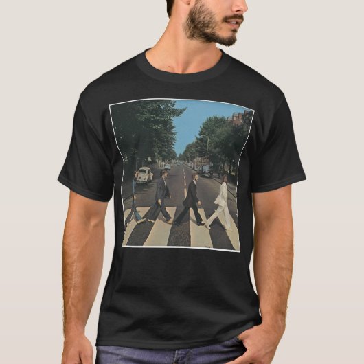 Abbey Road door The Beetles cover Clic T-shirt (Voorkant)