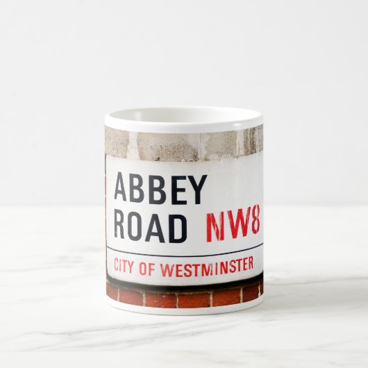 Abbey Road Studios London Mok (Center)