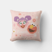 Abby Cadabby en Elmo | Flowers Forever Kussen (Voorkant)