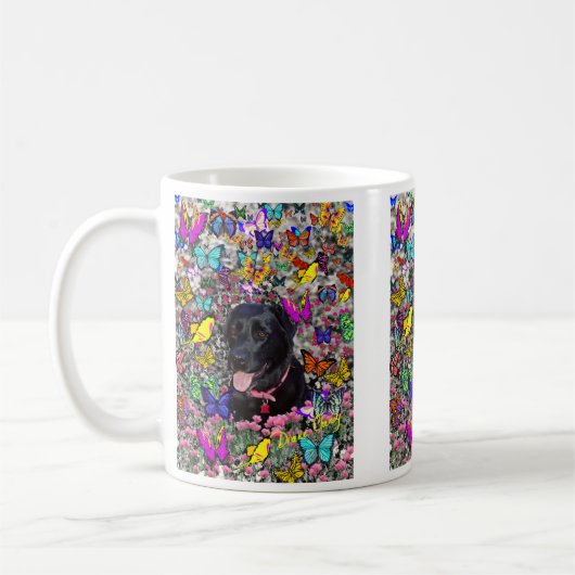 Abby in Butterflies Mok - Zwarte labrador (Links)