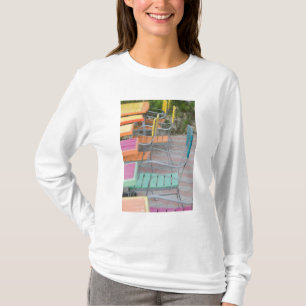 ABC-eilanden, ARUBA, Palm Beach: Kleurrijk Cafe T-shirt
