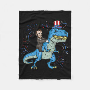 Abe Lincoln rijdt op een dinosaurus-shirt T-rex 4  Fleece Deken
