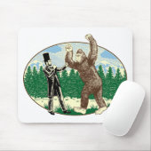 ABE LINCOLN: SASQUATCH HUNTER - Funny Bigfoot Logo Muismat (Met muis)